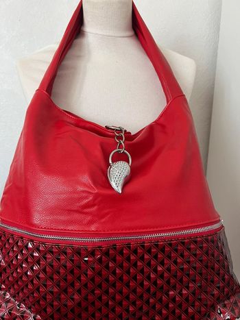 Sac à main rouge