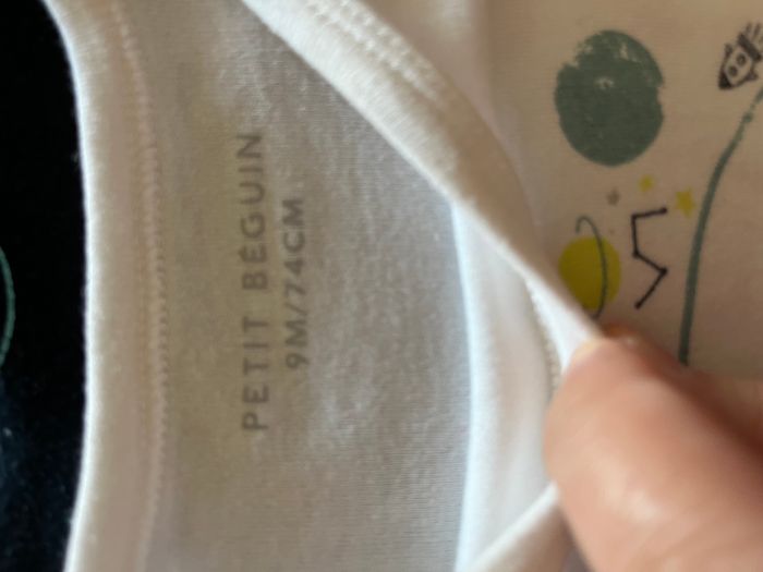 Lot de 2 bodies bébé garçon taille 9 mois - photo numéro 2