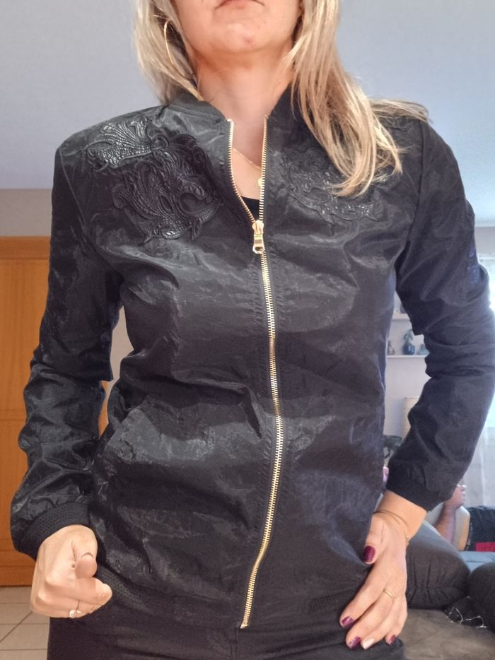 Veste noir - photo numéro 2