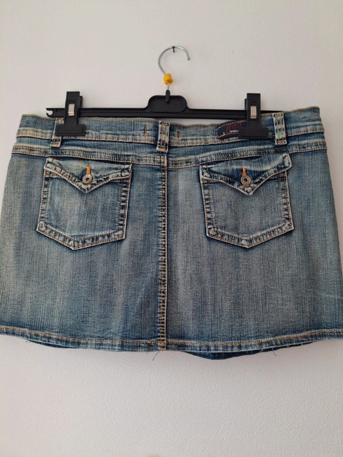 Mini jupe en jeans - taille 42 - photo numéro 2