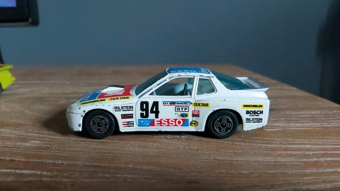 Porsche 924 turbo échelle 1:43 Burago - photo numéro 2