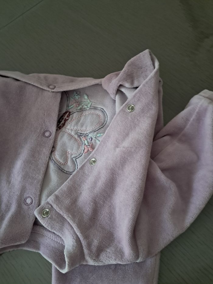 Grenouillère mauve papillon 🦋 - photo numéro 4