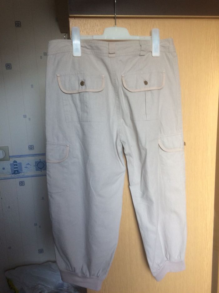 Pantacourt femme taille 42 - photo numéro 2