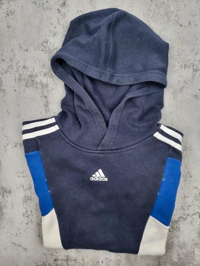 Sweat à capuche Adidas bleu et blanc – Taille 12 ans Garçon (mesures en photos) - photo numéro 2