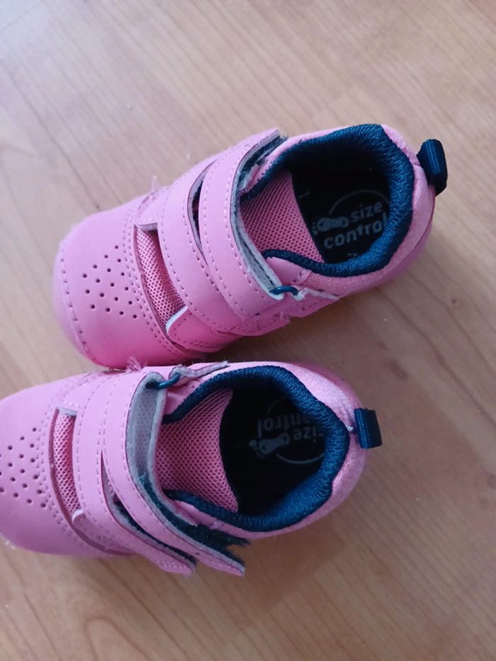 Basket taille 21 - photo numéro 5