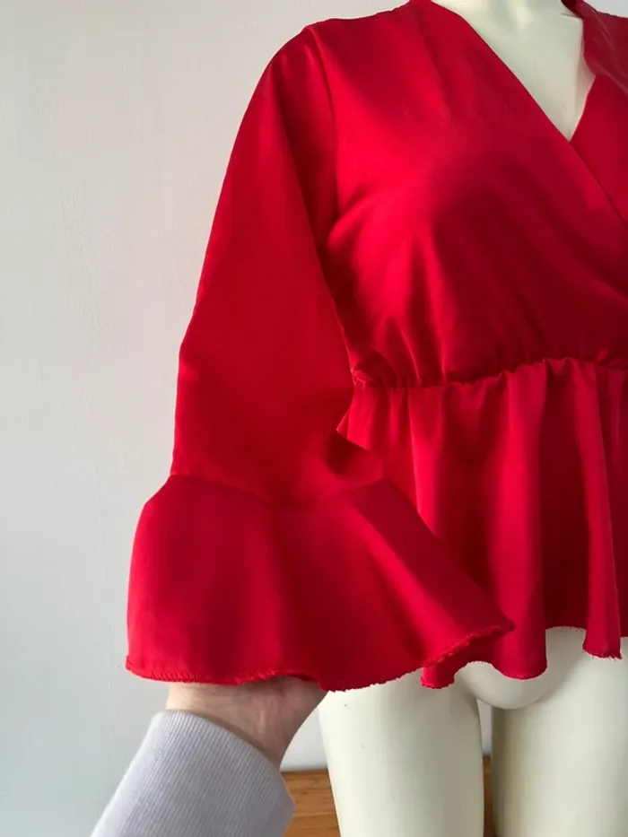 Blouse rouge - photo numéro 5