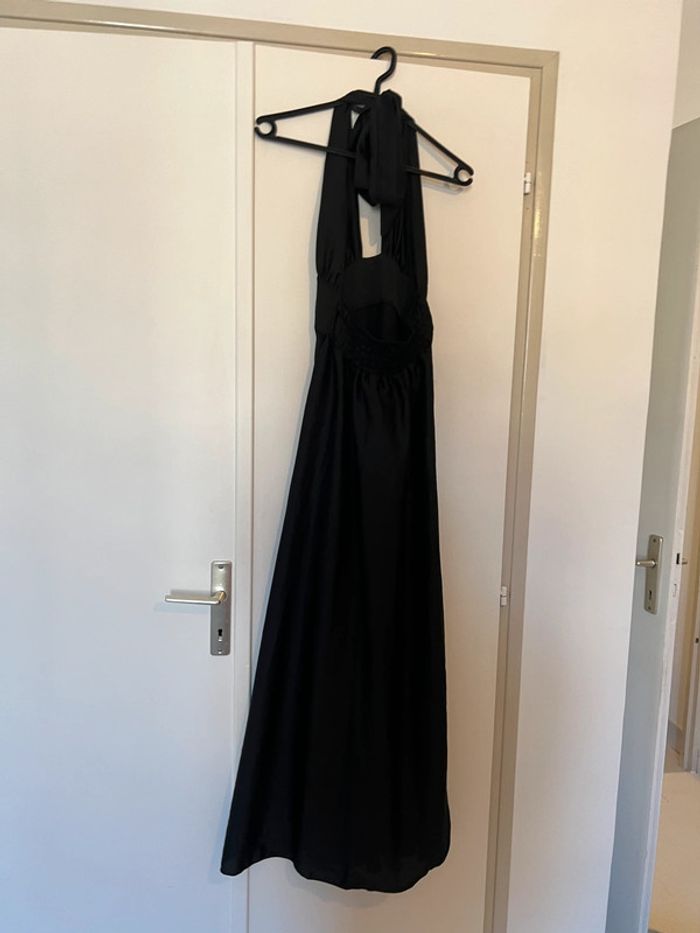 Robe satin noir taille M/L - photo numéro 5