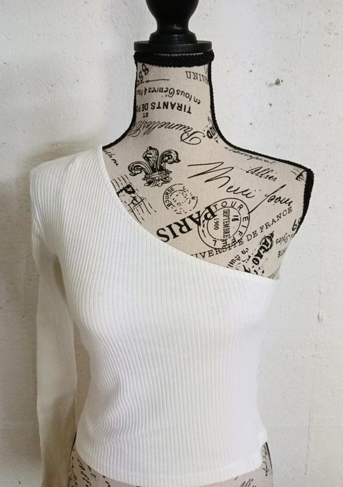 🤍 Petit haut asymétrique Van Der Rock – Taille M – Bon état - photo numéro 5