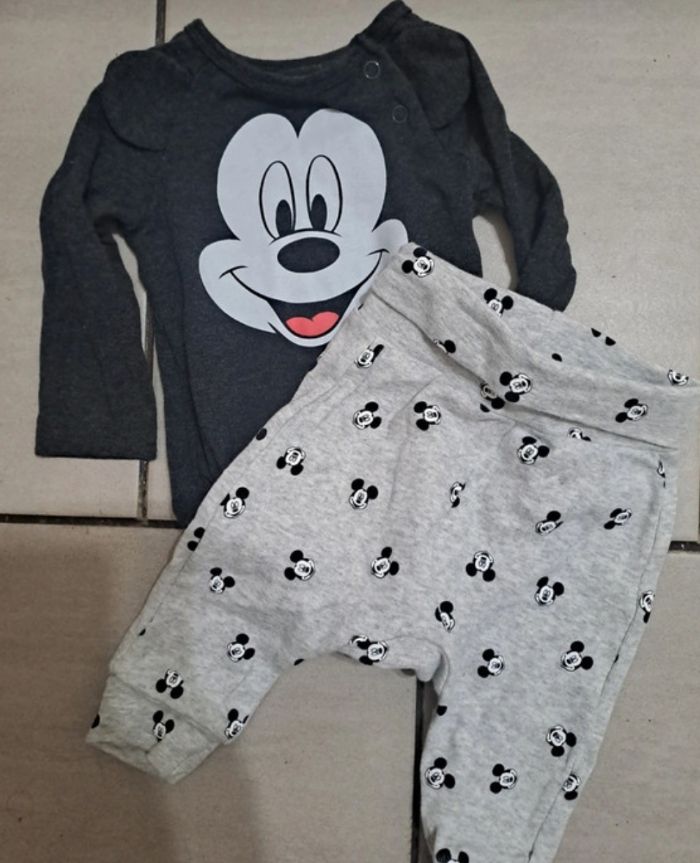 Ensemble bébé Mickey