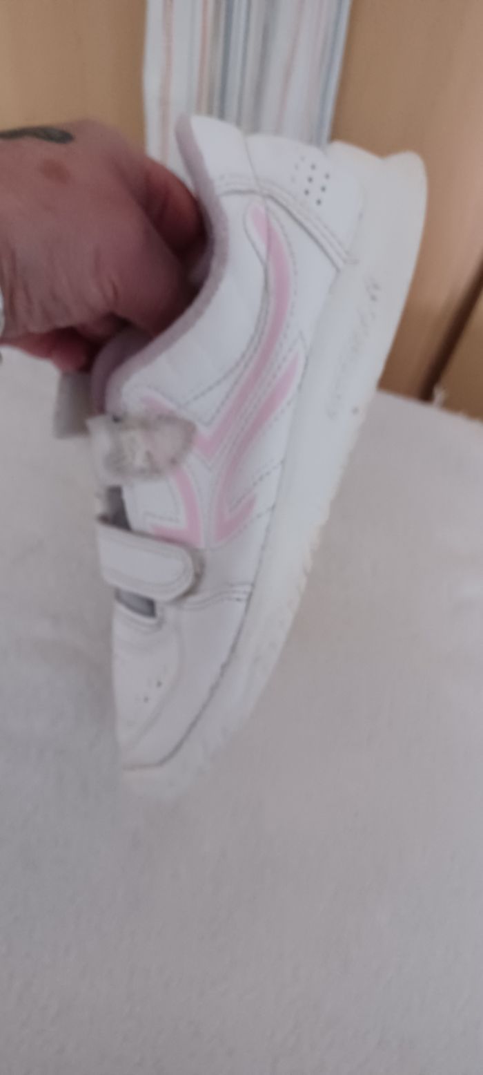 Baskets fille Pointure 33 - photo numéro 3