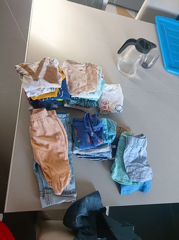 Lot vêtements 9 mosi