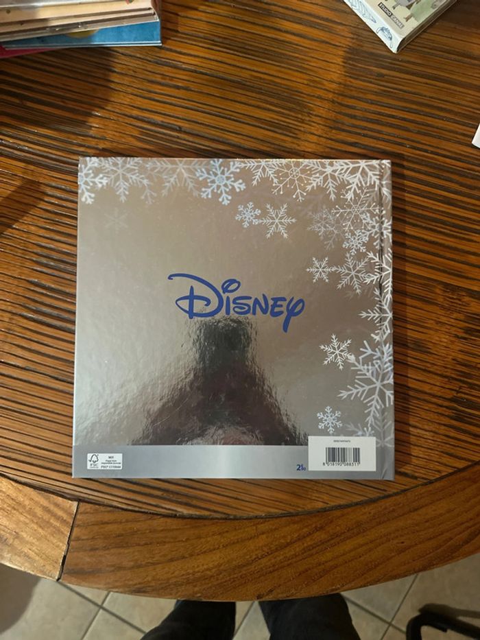 Livre Panini Sticker déjà collés très bon état - photo numéro 2