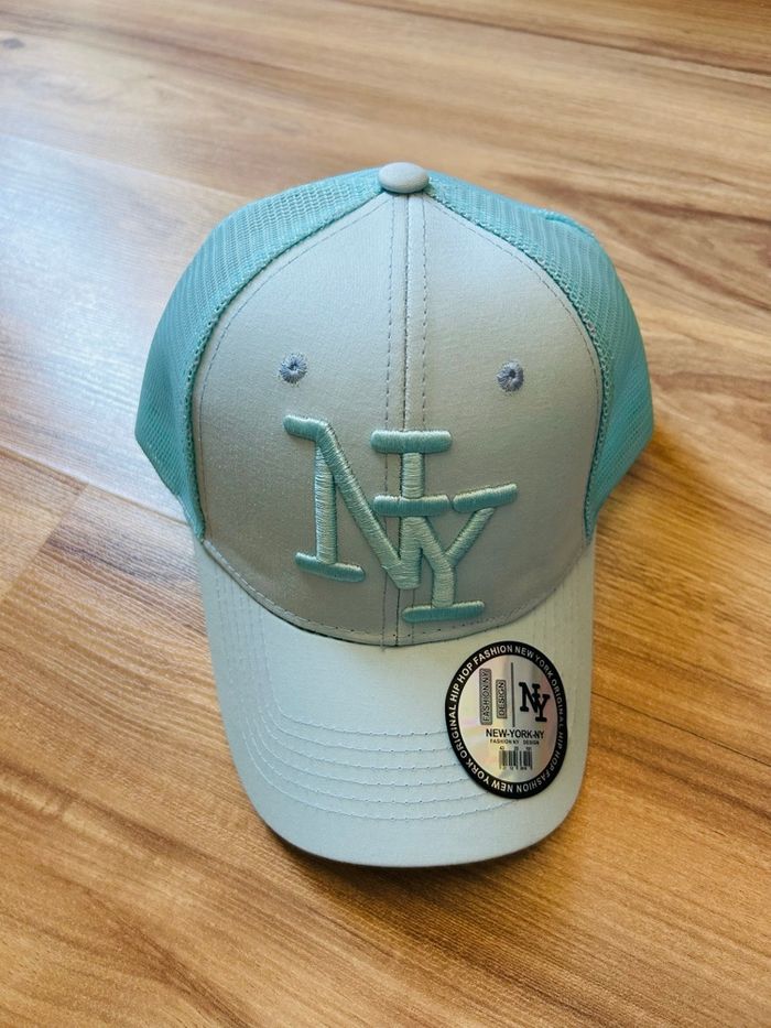 Casquette Trucker bleu ciel Homme New York Réglable - photo numéro 1