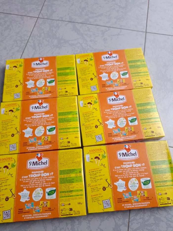 Lot doonuts nappés chocolat - photo numéro 2