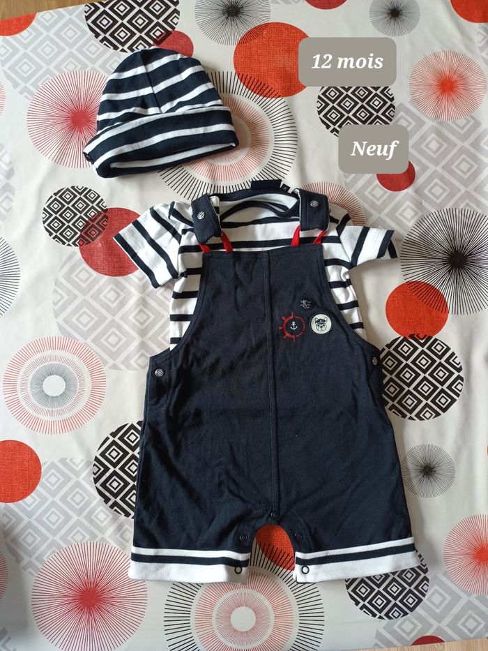 Tenue ensemble salopette short Neuf 🏷 taille 12 mois  valeur 49€