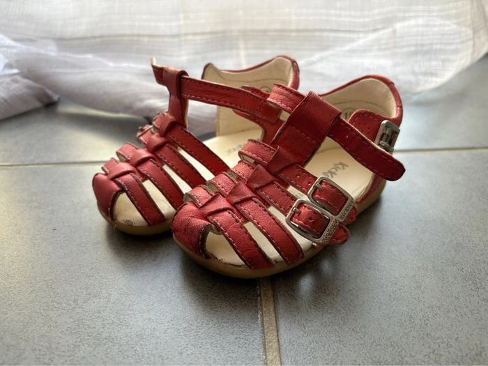 Sandales bébé fille cuir Kickers 19