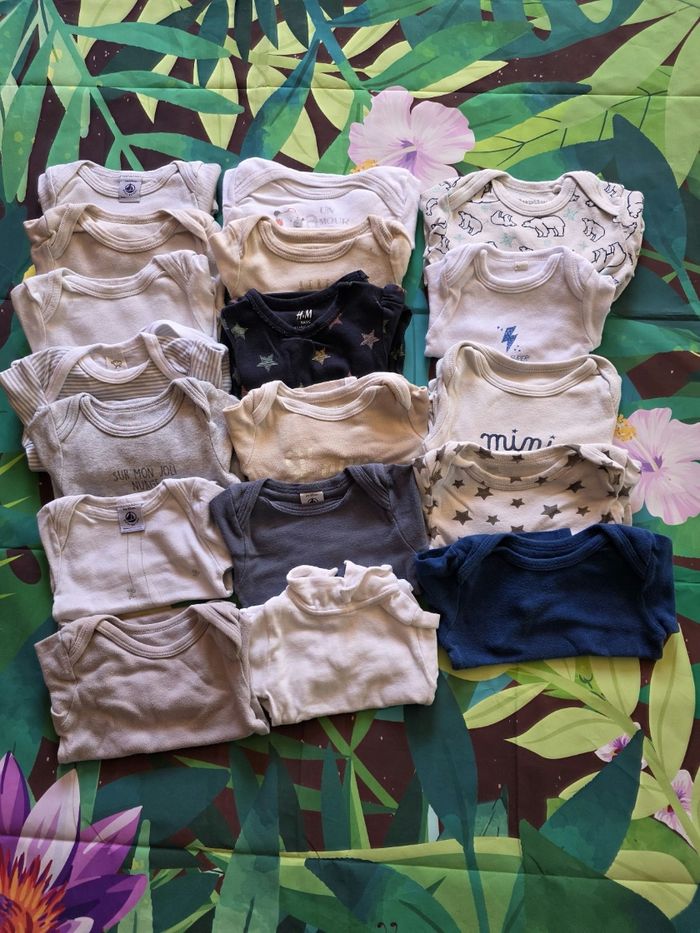 Lot revendeur  103 vêtements garçon 6 mois - photo numéro 9