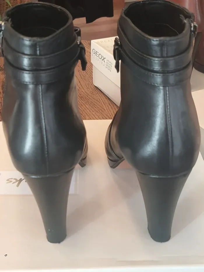 Jolie Bottine noir Clarks Kendra 41 1/2 - photo numéro 13