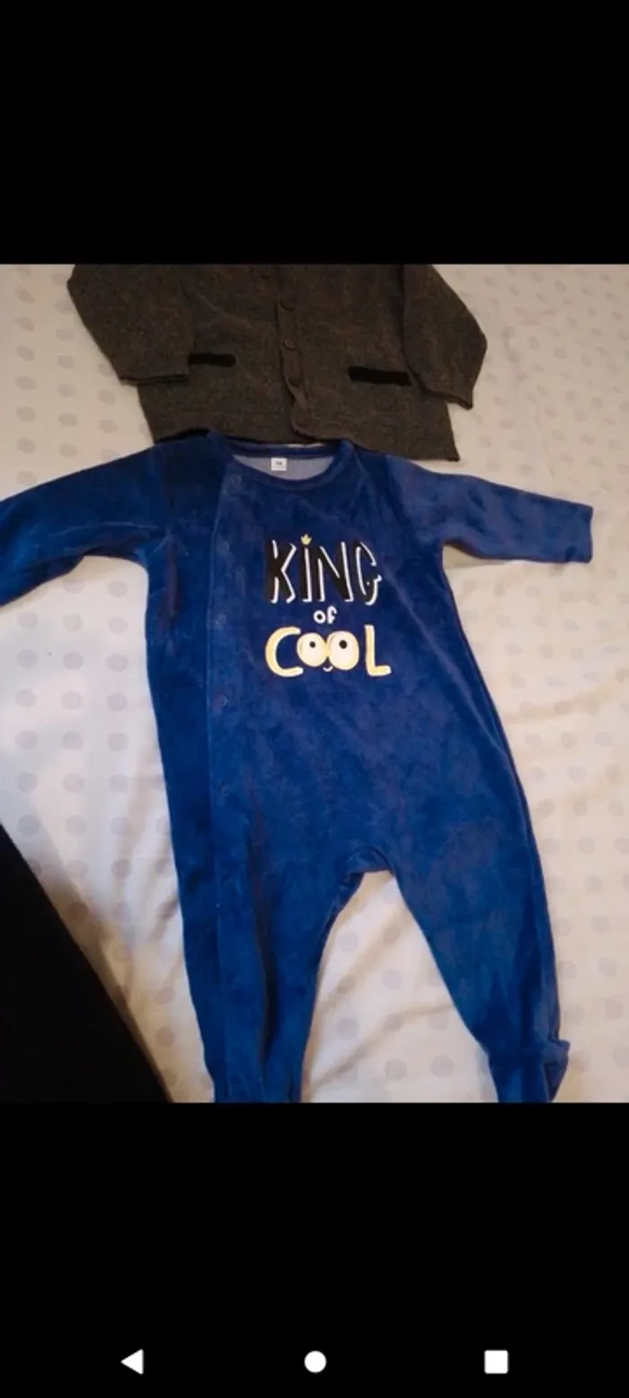 Pyjama 6 mois et gilet bout'chou 18 mois