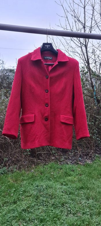 Veste rouge  framboise t 40