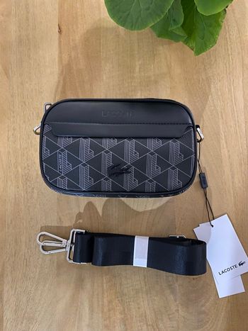 Sacoche Lacoste