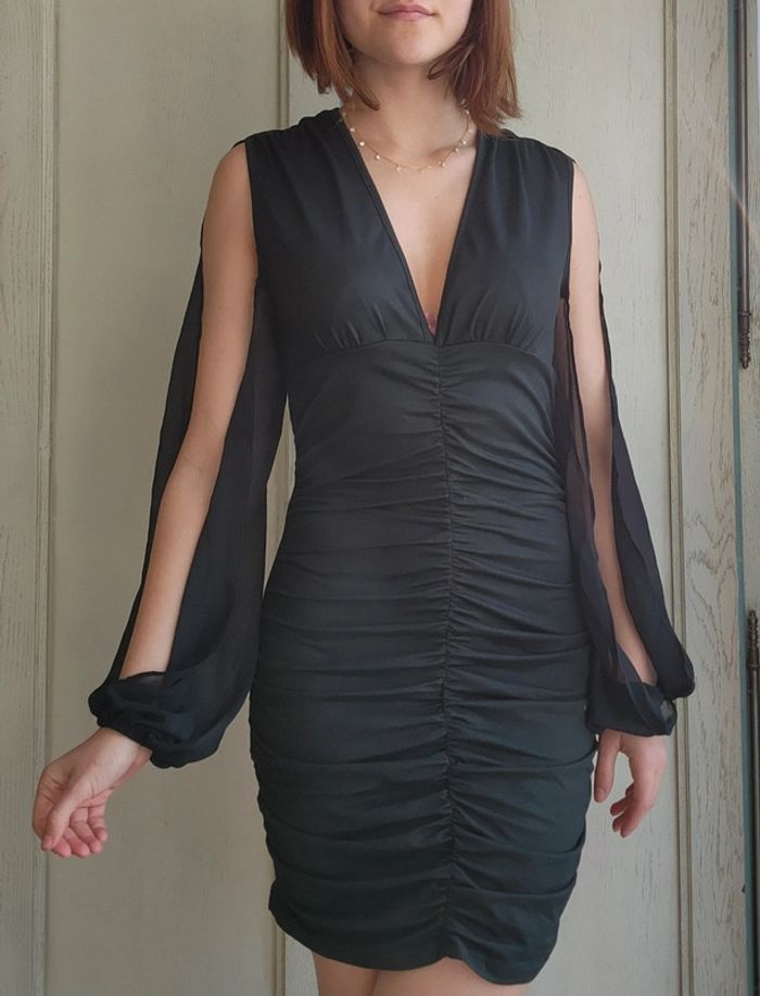 Robe froncée noire manches voilées - photo numéro 3