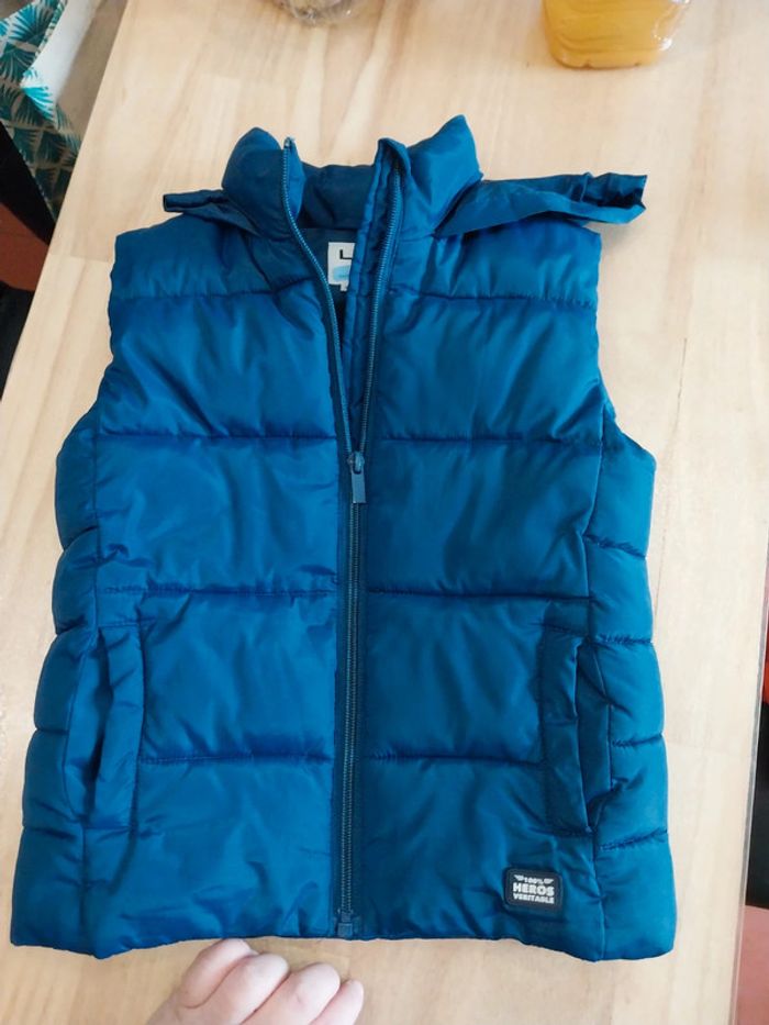 Veste sans manches 6 ans