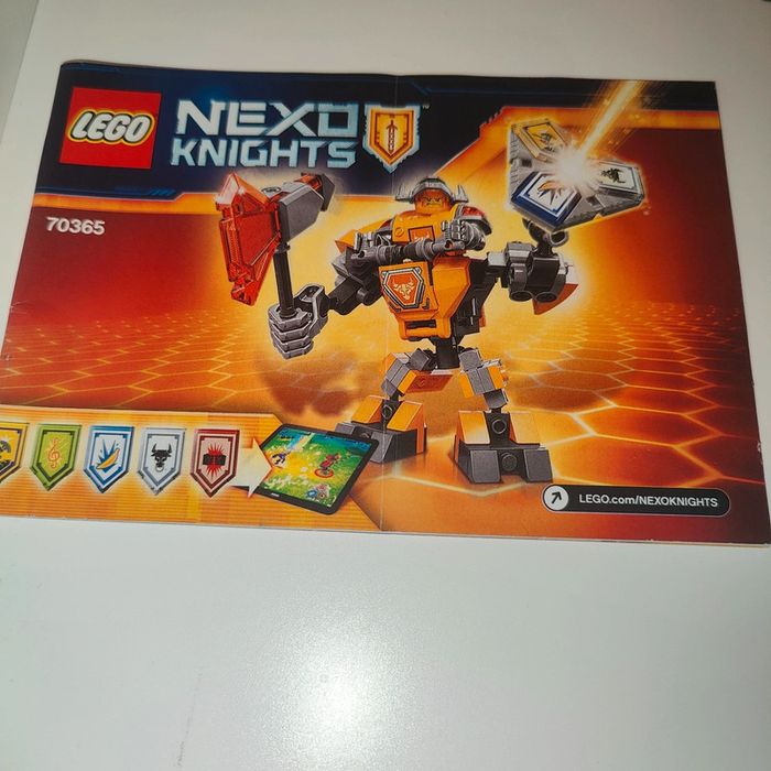 Lego Nexo knights 70365 combinaison de combat AXL - photo numéro 3