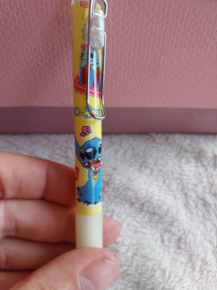 Stylos encre noire stitch 1e50 pour 1 - photo numéro 4