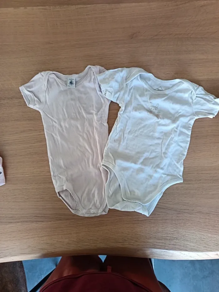 Lot de body 18 mois - photo numéro 3