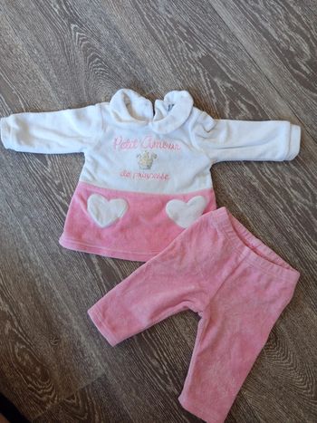 Pyjama deux pièces rose 3 mois