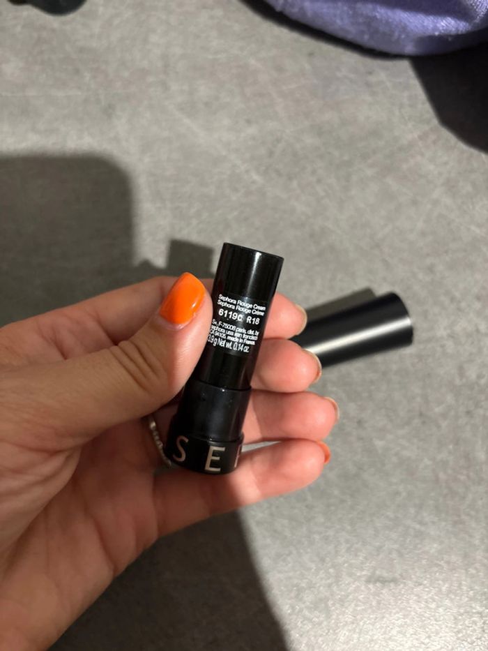Rouge à lèvre Sephora Rouge Crème - photo numéro 4