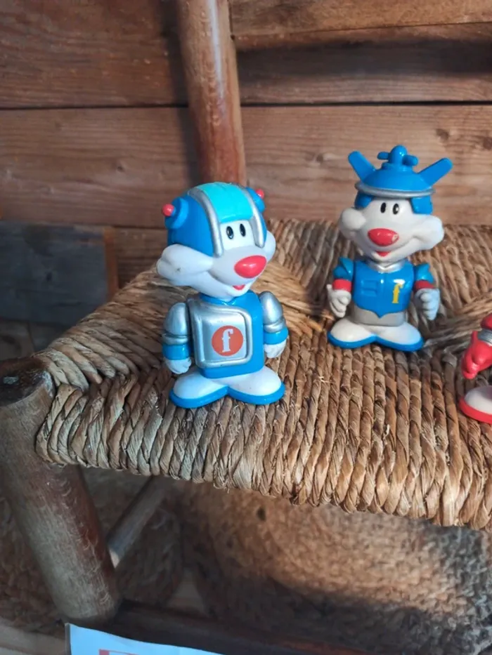 Figurine vintage Flunch collection BE - photo numéro 2