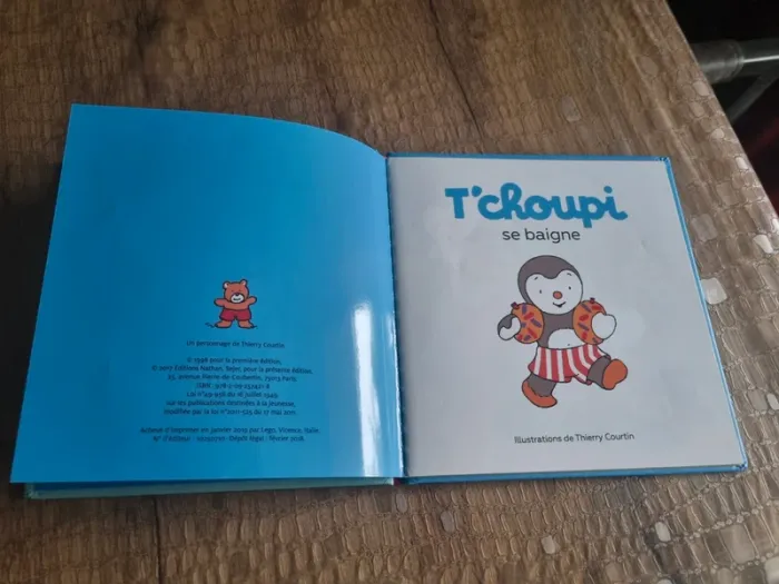 Livre t'choupi se baigne - photo numéro 3