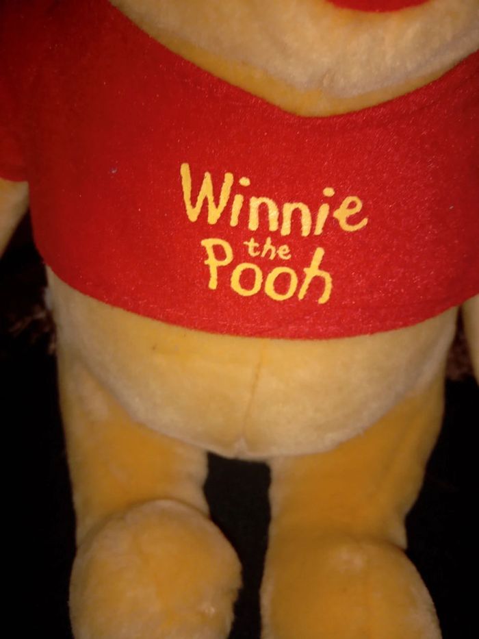 Peluche Winnie l'ourson 26cm - photo numéro 2