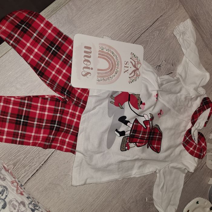 Ensemble T-shirt et pantalon 6 mois