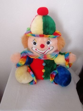 clown en peluche