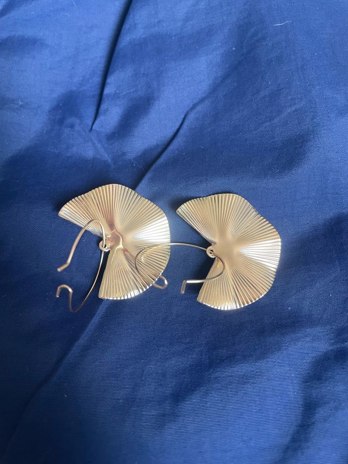 Boucle d’oreille - photo numéro 3