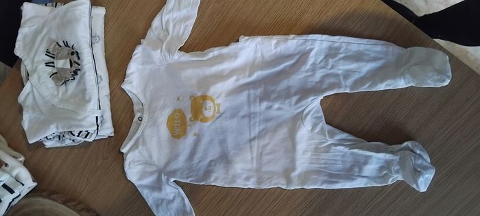 Lot pyjamas fin 9 mois - photo numéro 4