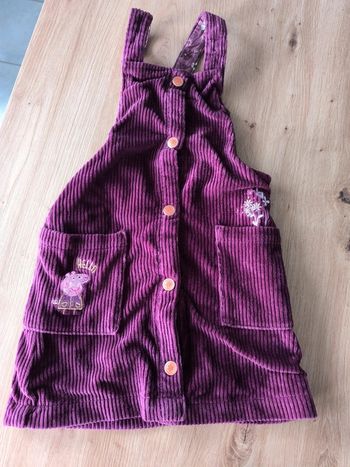 Salopette robe peppa pig , neuve , taille 4-5 ans prêt du corps , velours bordeaux violine , fille