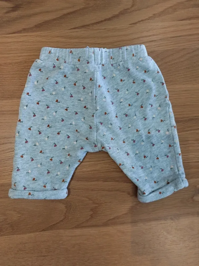 Lot 2 pantalons - photo numéro 4