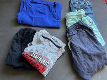 T-shirts et shorts garçon 5 ans