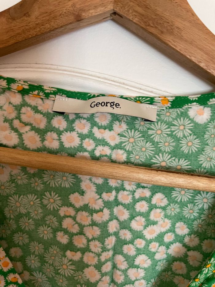 Petite robe de la marque george - photo numéro 3
