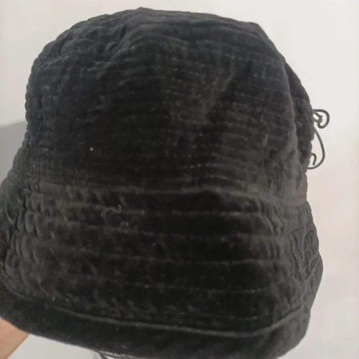 Chapeau style velours DPAM 🩵 - photo numéro 2