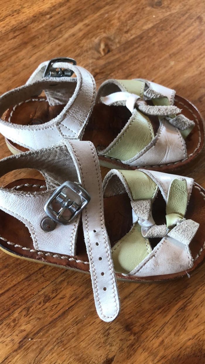 Nus-pieds sandales fille taille 21 - photo numéro 2