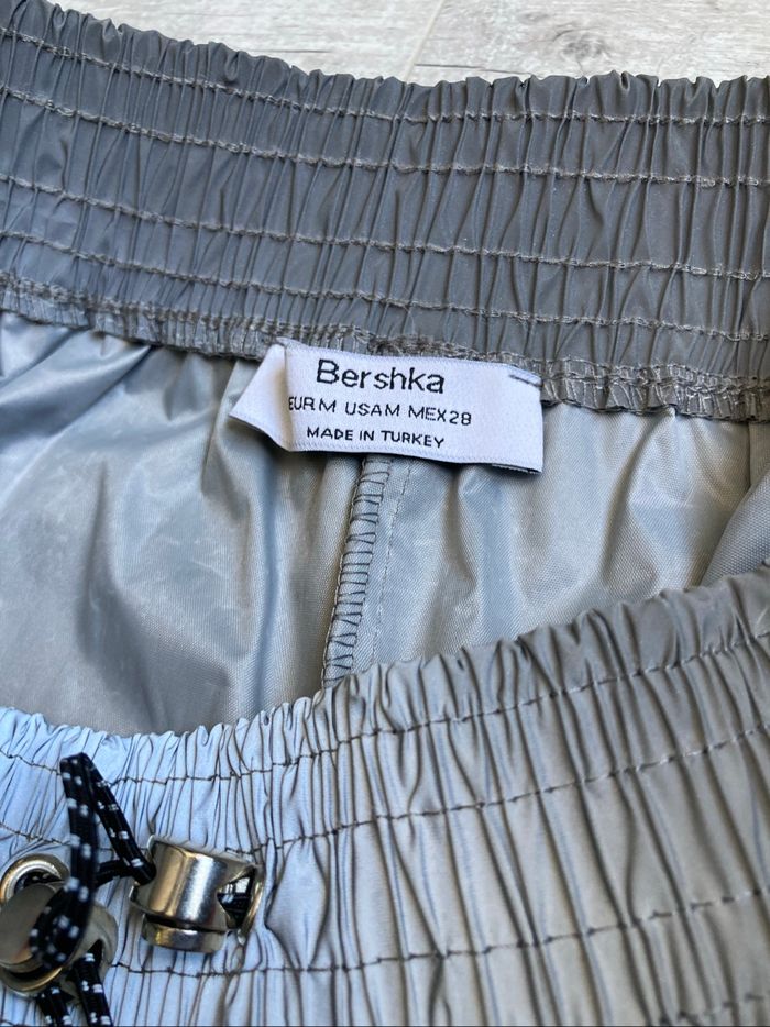 Short réfléchissant Bershka - photo numéro 6