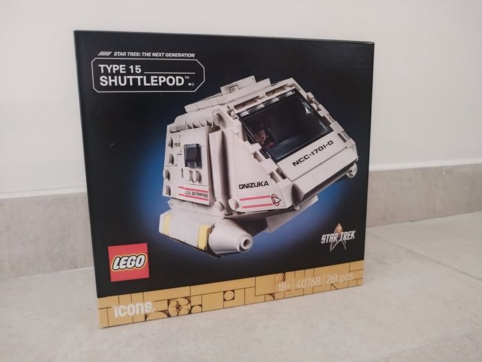 LEGO 40768 Star Trek( Type 15) Neuf et encore Scellé - photo numéro 2