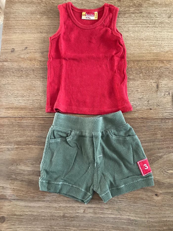 Short kaki et débardeur rouge 6 mois