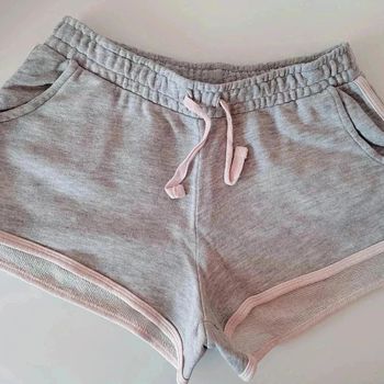 6 € Short Kiabi 10 ans