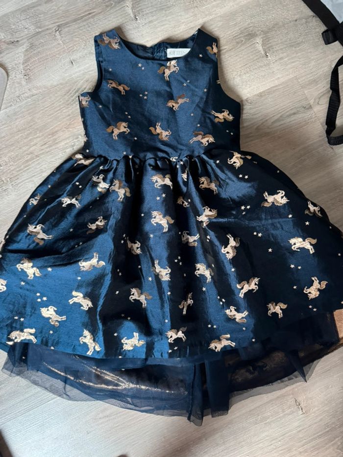 Robe de princesse licorne H et m 7 8 ans